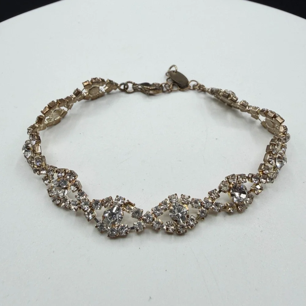 N/A sparkling clear